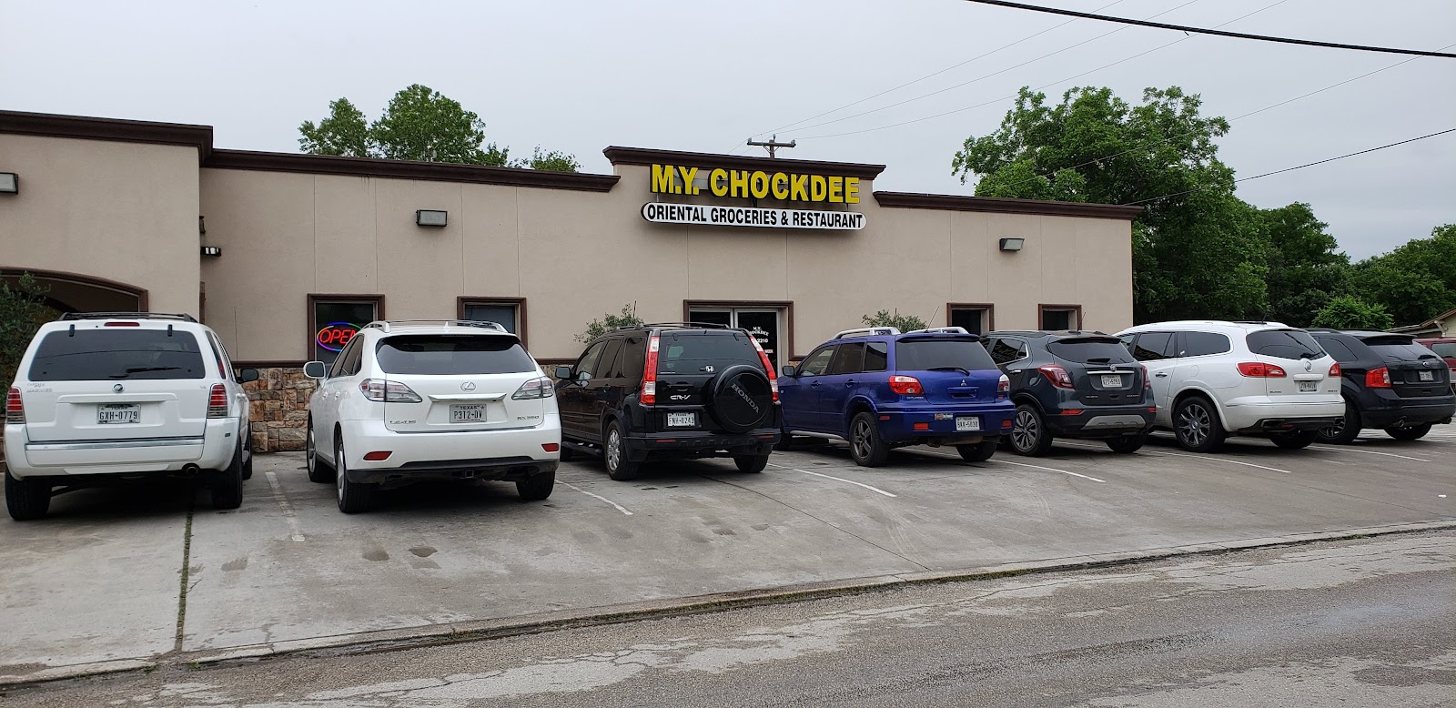 M.Y. Chockdee Oriental Market & Restaurant photo 1